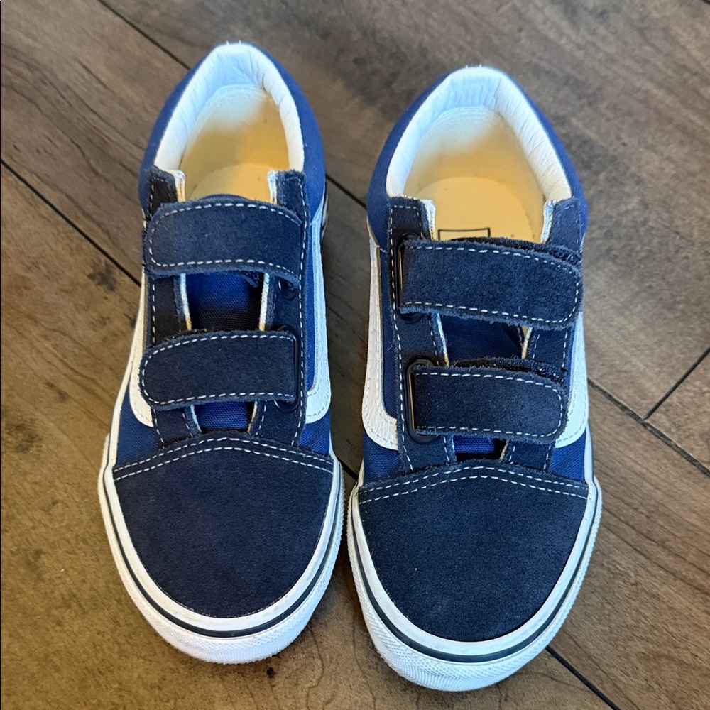 Vans Kids' Navy Blue Velcro old skool Sneakers